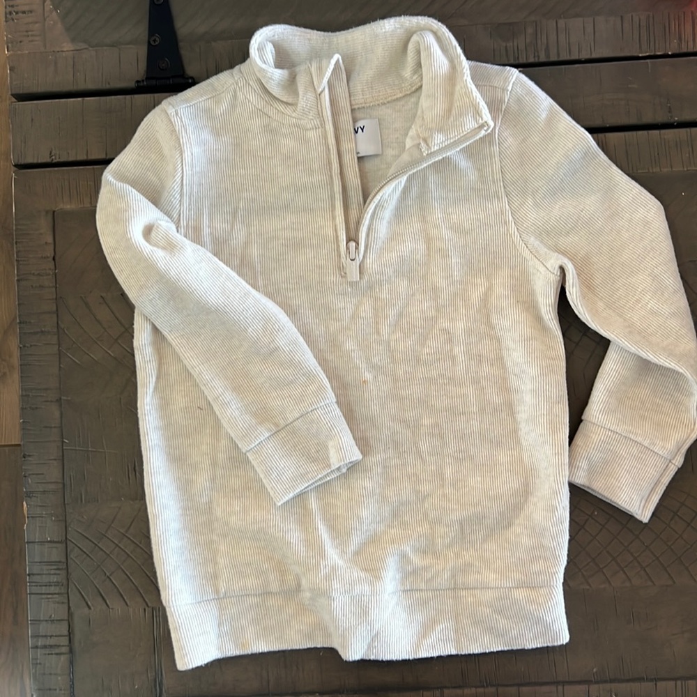 Boys sweater.